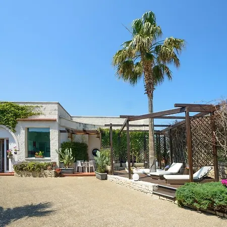 Villa Artemia *
